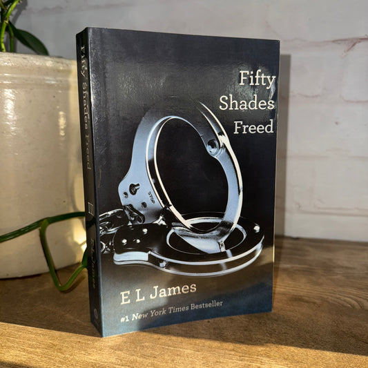 Fifty Shades Freed * Like New