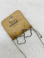 Clover Shape Necklace Set